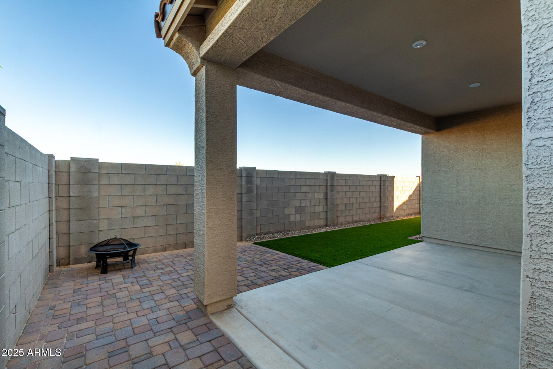 4677 South Siphon Draw Road Apache Junction, AZ 85119 - Photo 42 of 45 a view of outdoor space