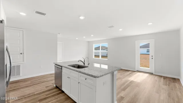 $274,900 | 7078 Merlyn Dethlefsen Road, Panama City, FL 32404