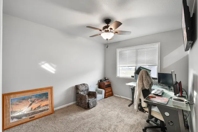 $358,900 | 302 8th Street East, Horace, ND 58047