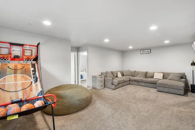 $358,900 | 302 8th Street East, Horace, ND 58047