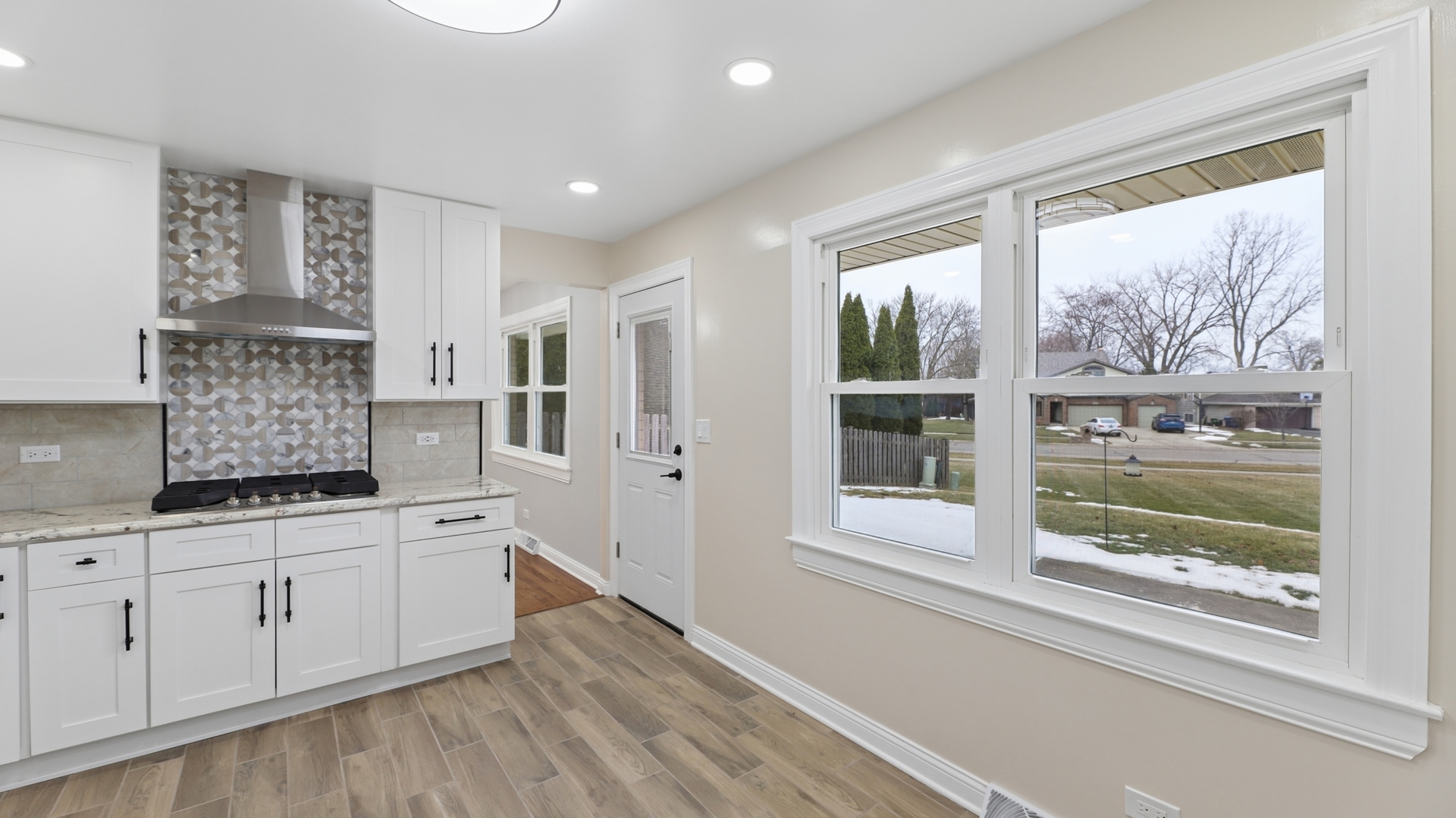 7314 Summit Road Darien, IL 60561 - Photo 10 of 28