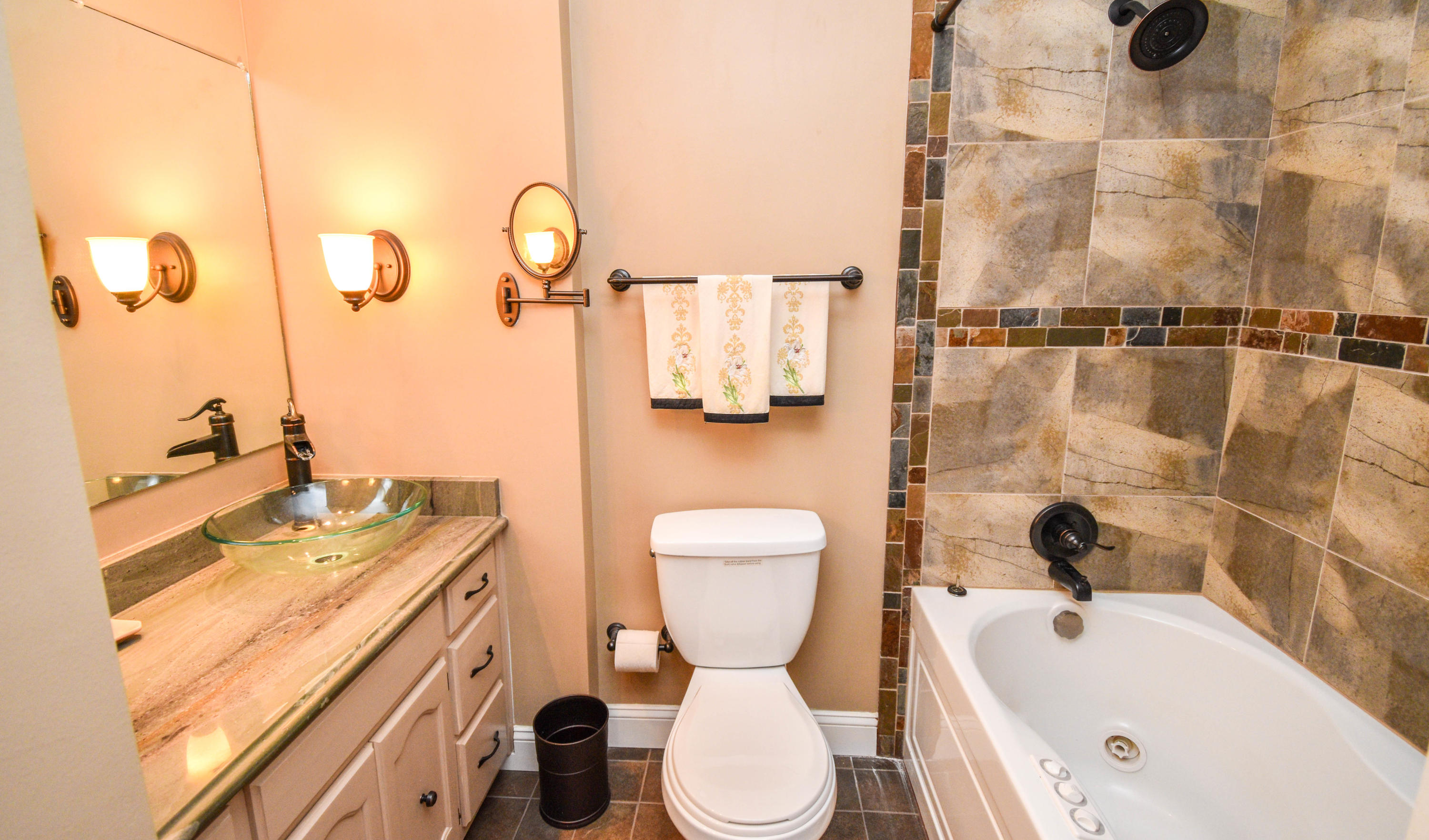 2185 Jones Bend Road Louisville, TN 37777 - Photo 15 of 36 GuestBA