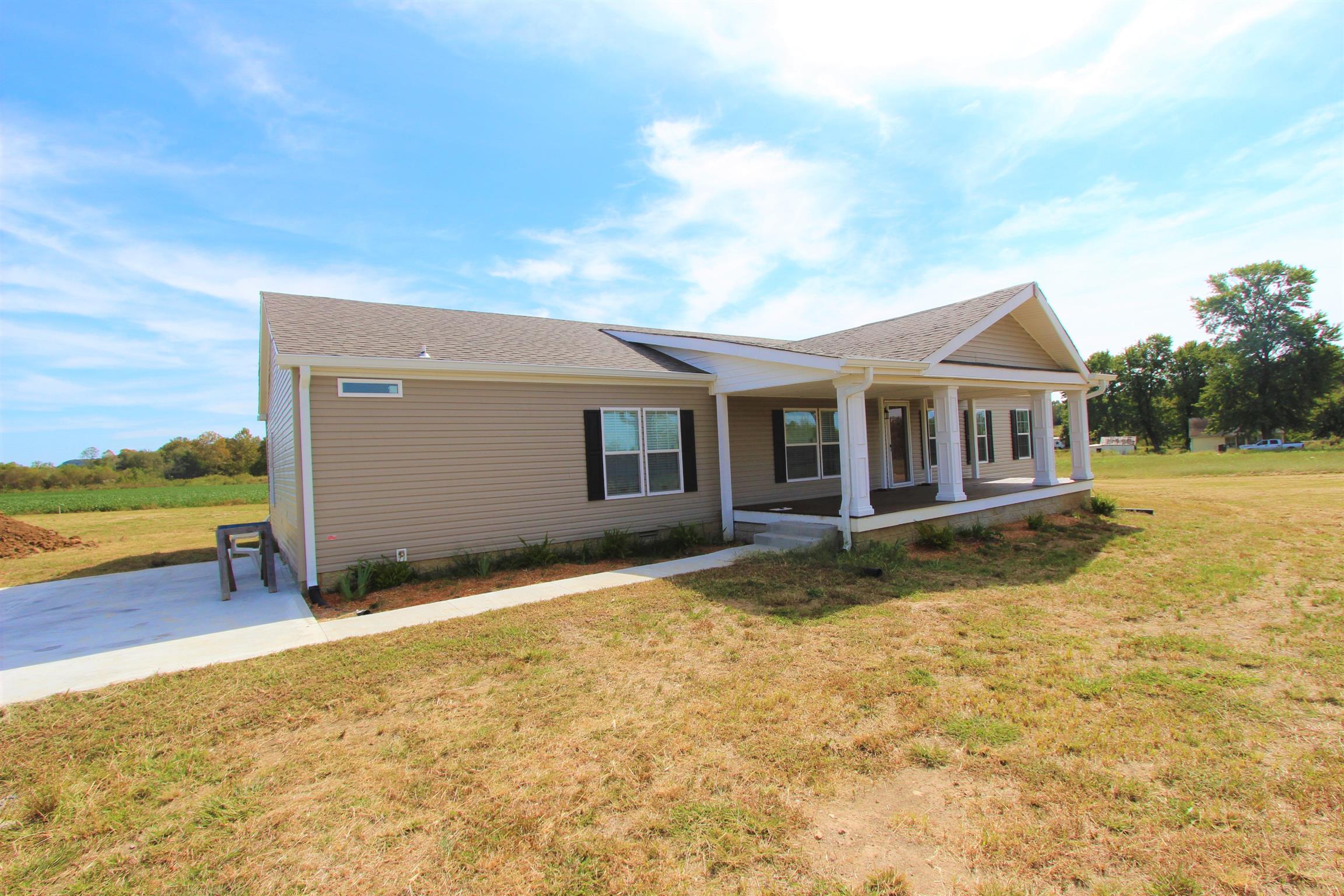 154 East Harris Road Bethpage, TN 37022 - Photo 1 of 26 Gallery Image 1