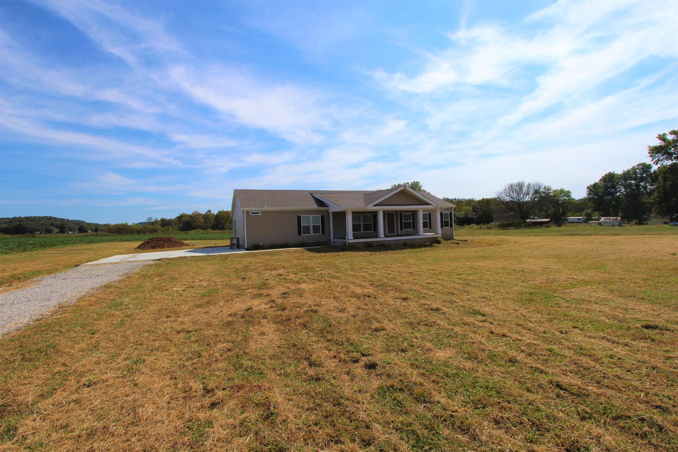 154 East Harris Road Bethpage, TN 37022 - Photo 3 of 26 Gallery Image 3