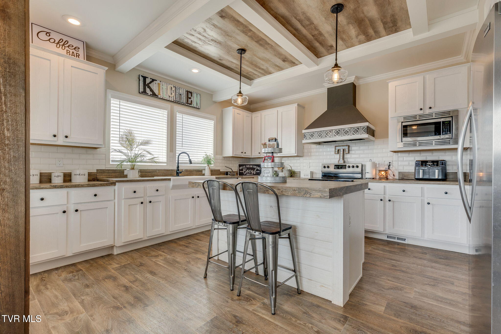 185 Milk Thistle Way Fall Branch, TN 37656 - Photo 11 of 49 010