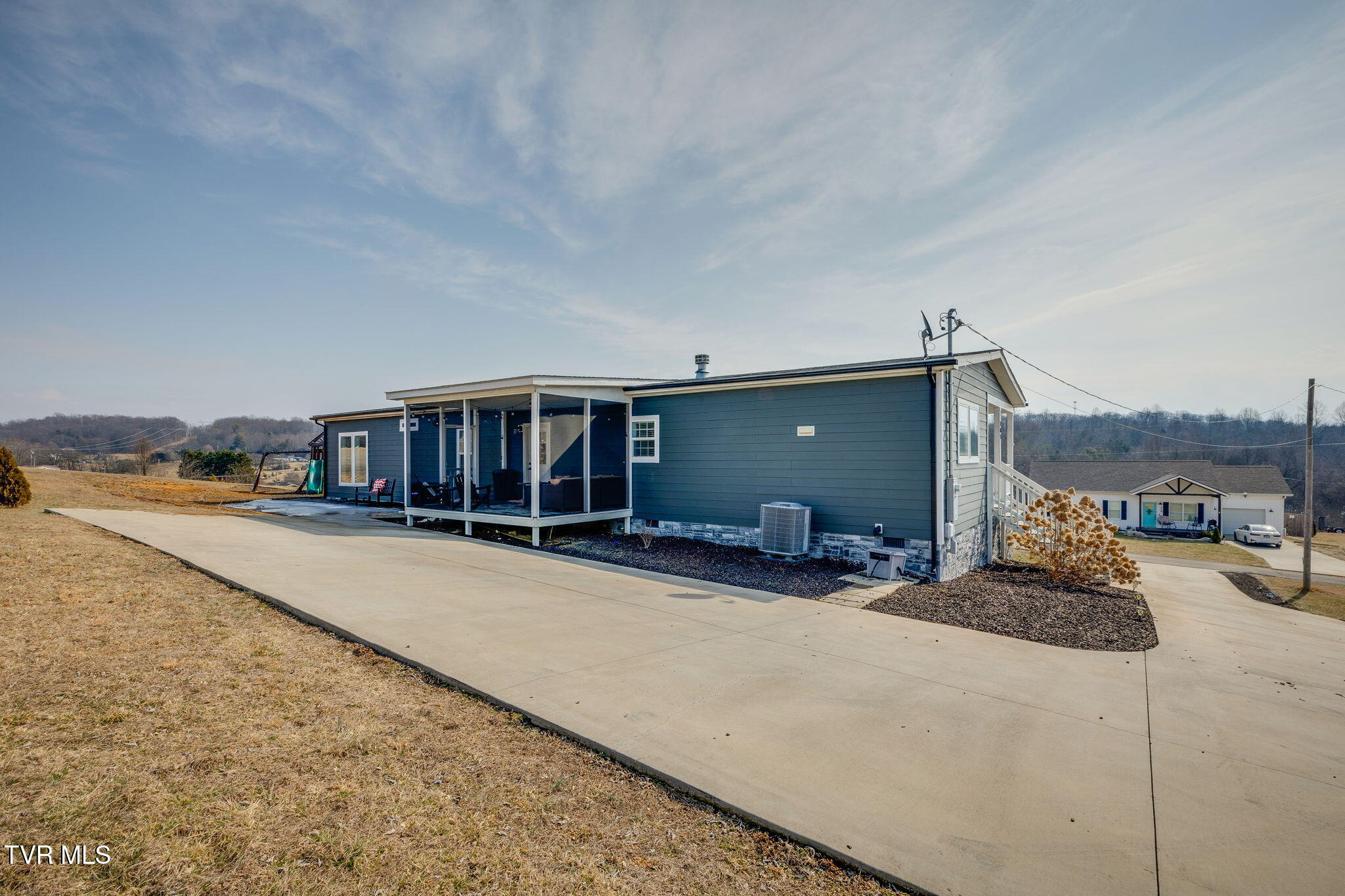 185 Milk Thistle Way Fall Branch, TN 37656 - Photo 40 of 49 037