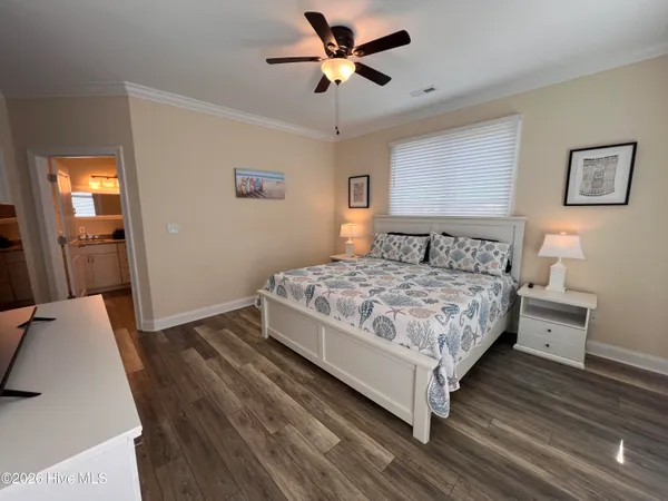 $3,000 | 3307 Emerald Drive, Unit EAST, Emerald Isle, NC 28594