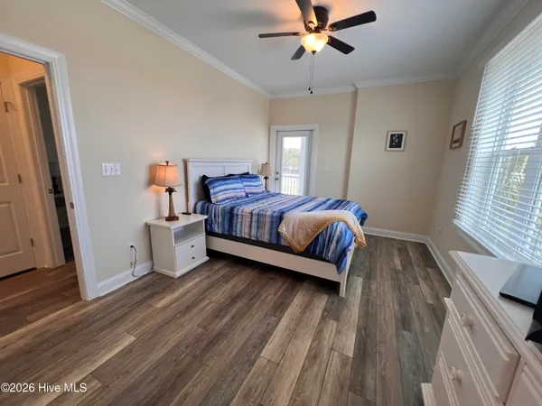 $3,000 | 3307 Emerald Drive, Unit EAST, Emerald Isle, NC 28594