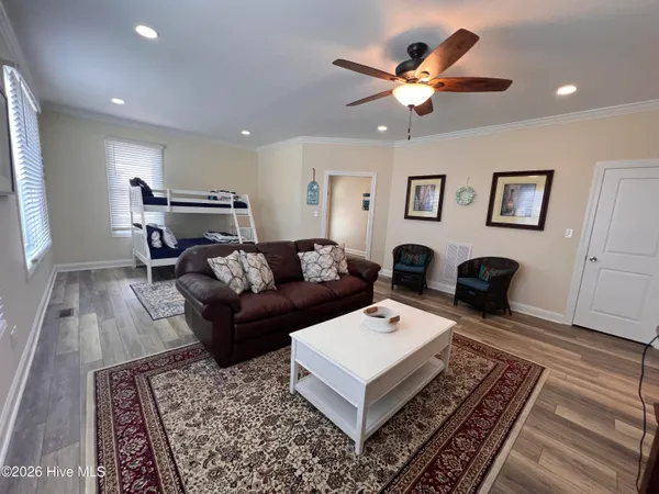$3,000 | 3307 Emerald Drive, Unit EAST, Emerald Isle, NC 28594