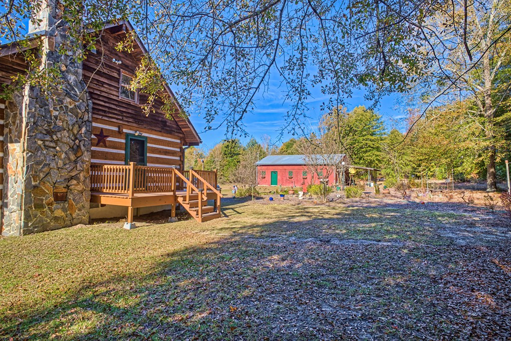392 Old Nail Road Jackson, SC 29831 - Photo 4 of 71 Right side of house with side deck