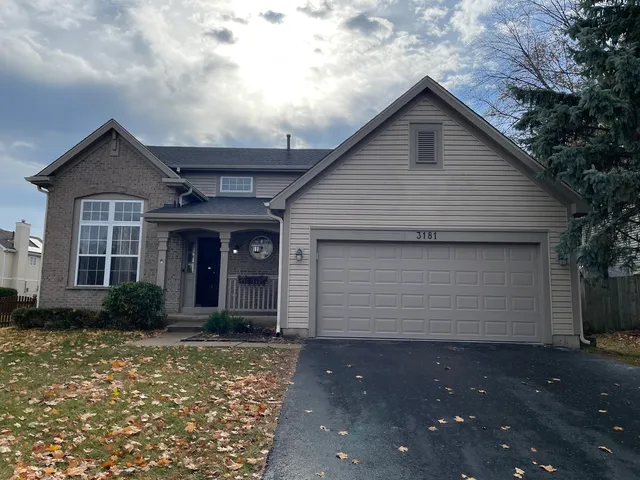 $3,200 | 3181 Hopewell Drive, Aurora, IL 60502