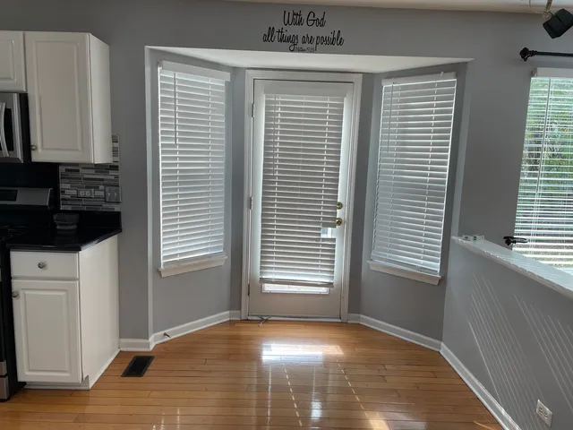 $3,200 | 3181 Hopewell Drive, Aurora, IL 60502