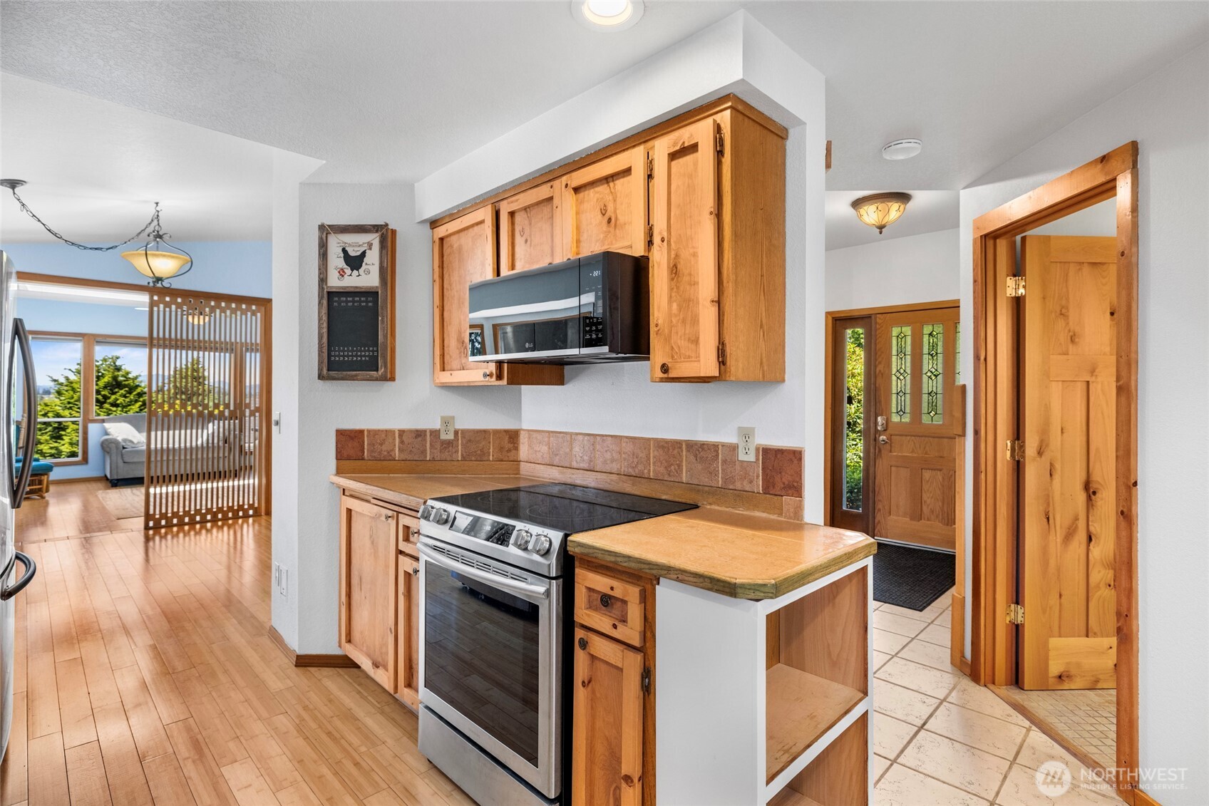 801 North Waugh Road Mount Vernon, WA 98273 - Photo 16 of 38