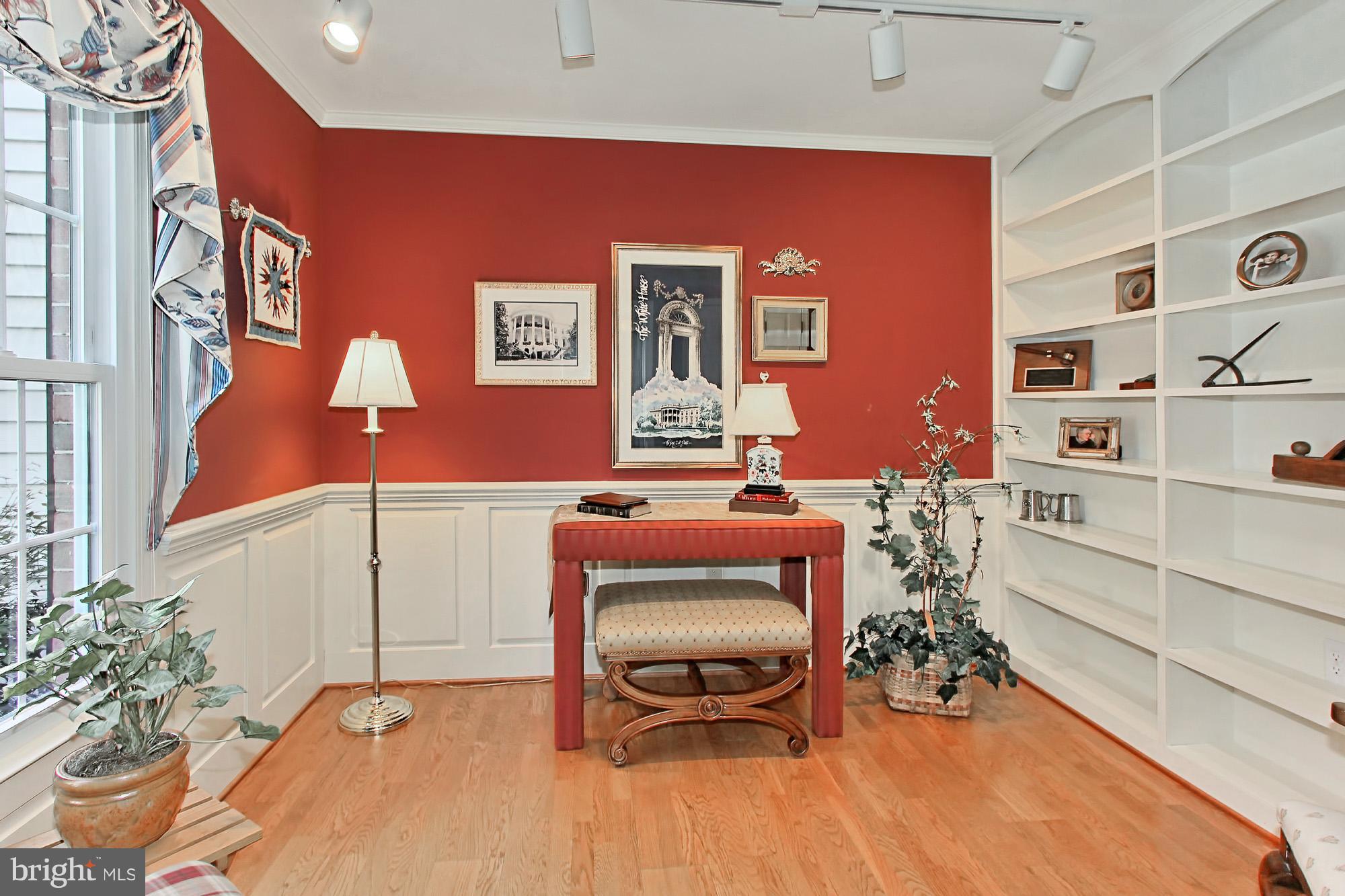 8305 Magic Leaf Road Springfield, VA 22153 - Photo 8 of 30 Interior (General)