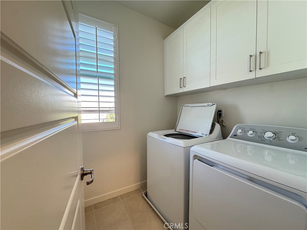 129 Cadence Irvine, CA 92618 - Photo 27 of 43