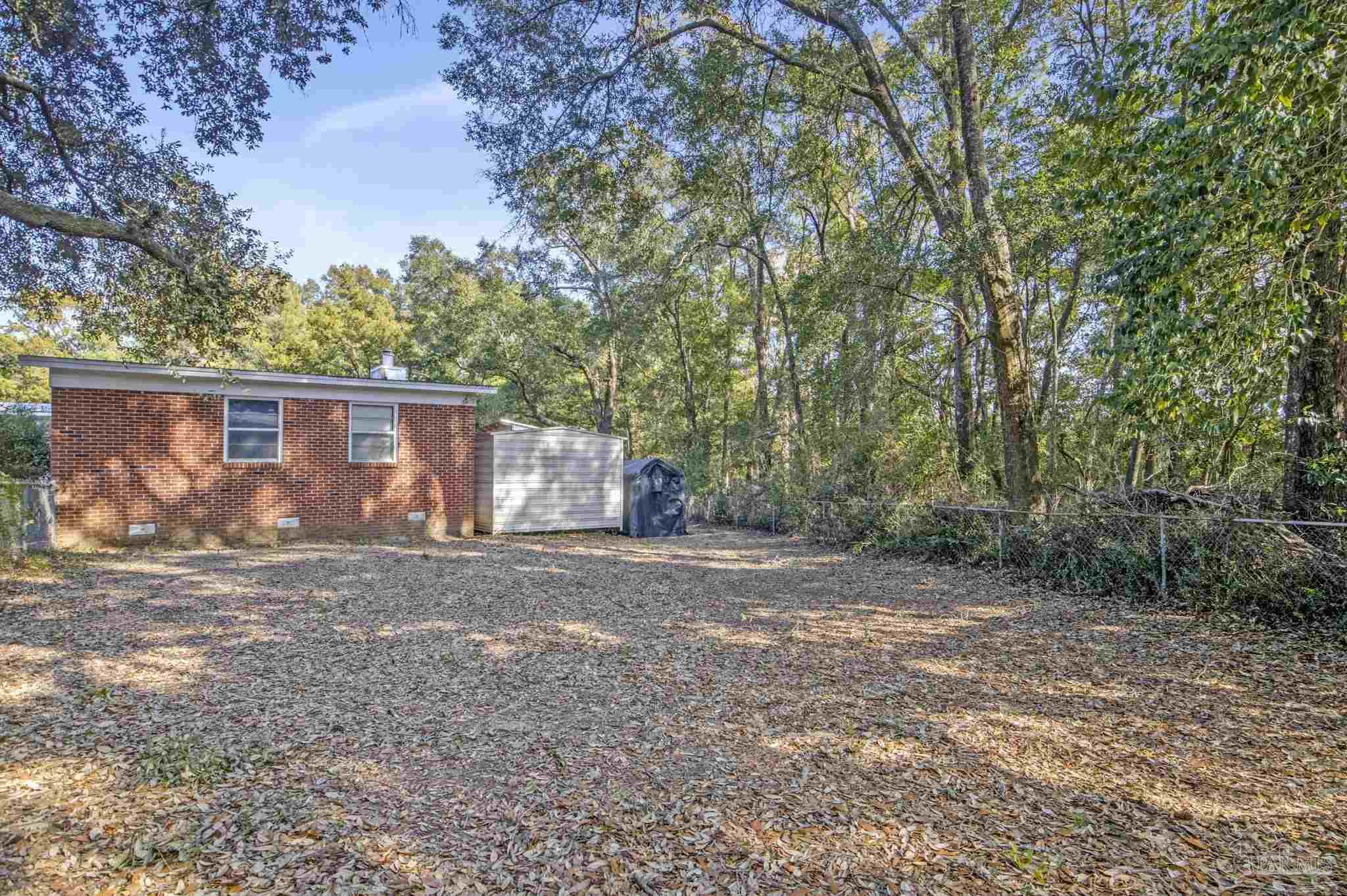 6589 Cedar Street Milton, FL 32570 - Photo 7 of 42