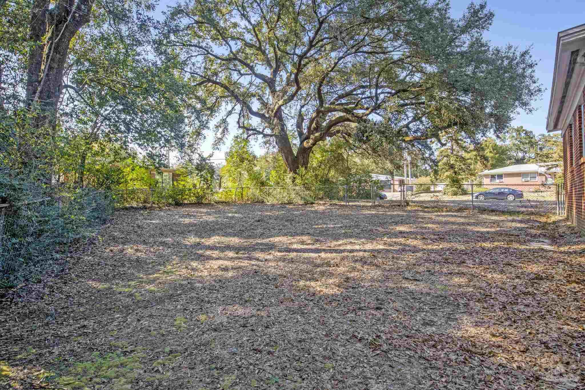 6589 Cedar Street Milton, FL 32570 - Photo 8 of 42