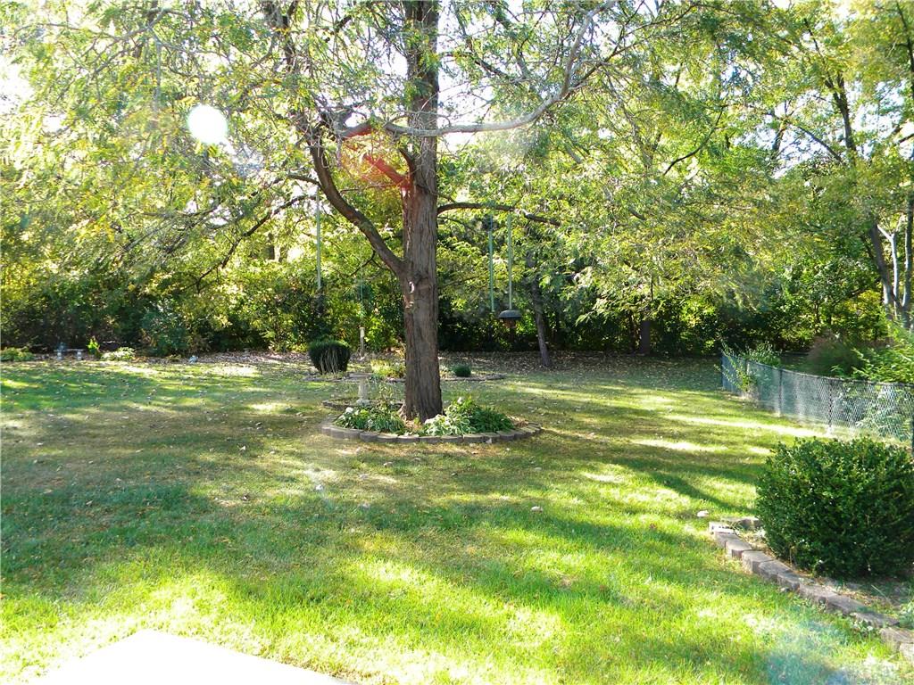38 Rogers Road Carmel, IN 46032 - Photo 5 of 19 Gallery Image 5