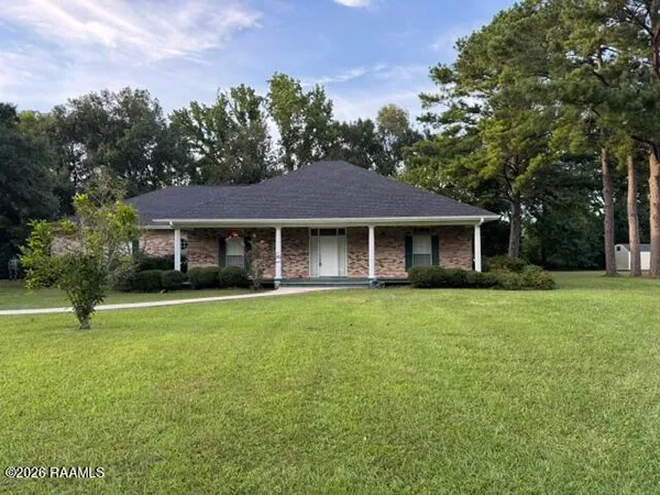 $292,500 | 284 Meadow Circle, Opelousas, LA 70570