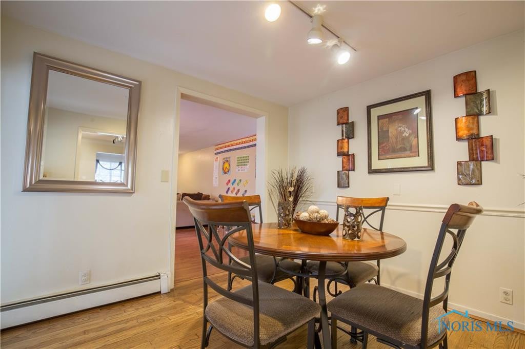 2437 Cheltenham Road Toledo, OH 43606 - Photo 5 of 18 Gallery Image 5