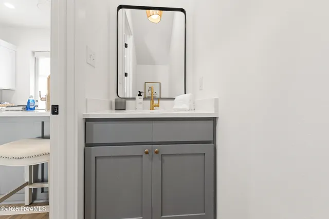 $2,975 | 206 Steiner Oaks, Lafayette, LA 70508