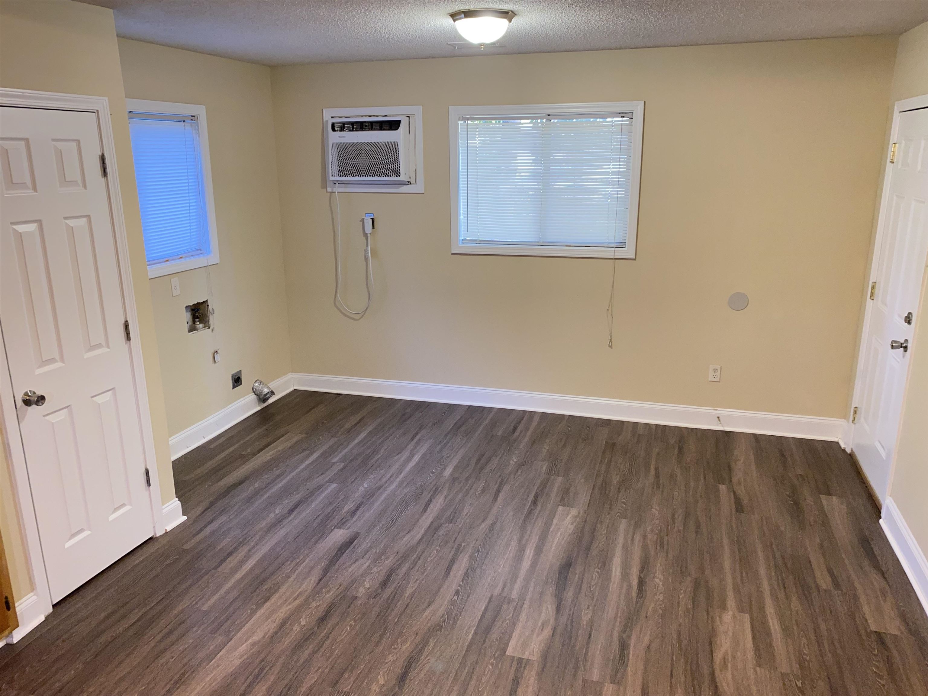 4106 Lawrence Road Memphis, TN 38122 - Photo 8 of 21 wooden floor in an empty room