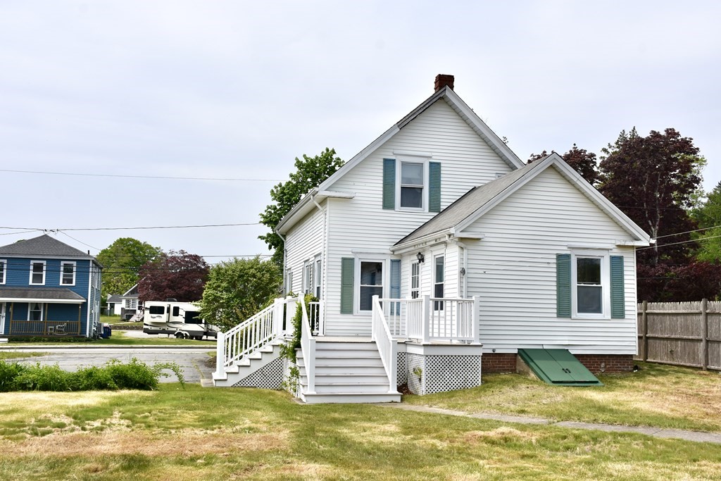 215 High Street Wareham, MA 02571 - Photo 5 of 19 a view of a house with a swimming pool