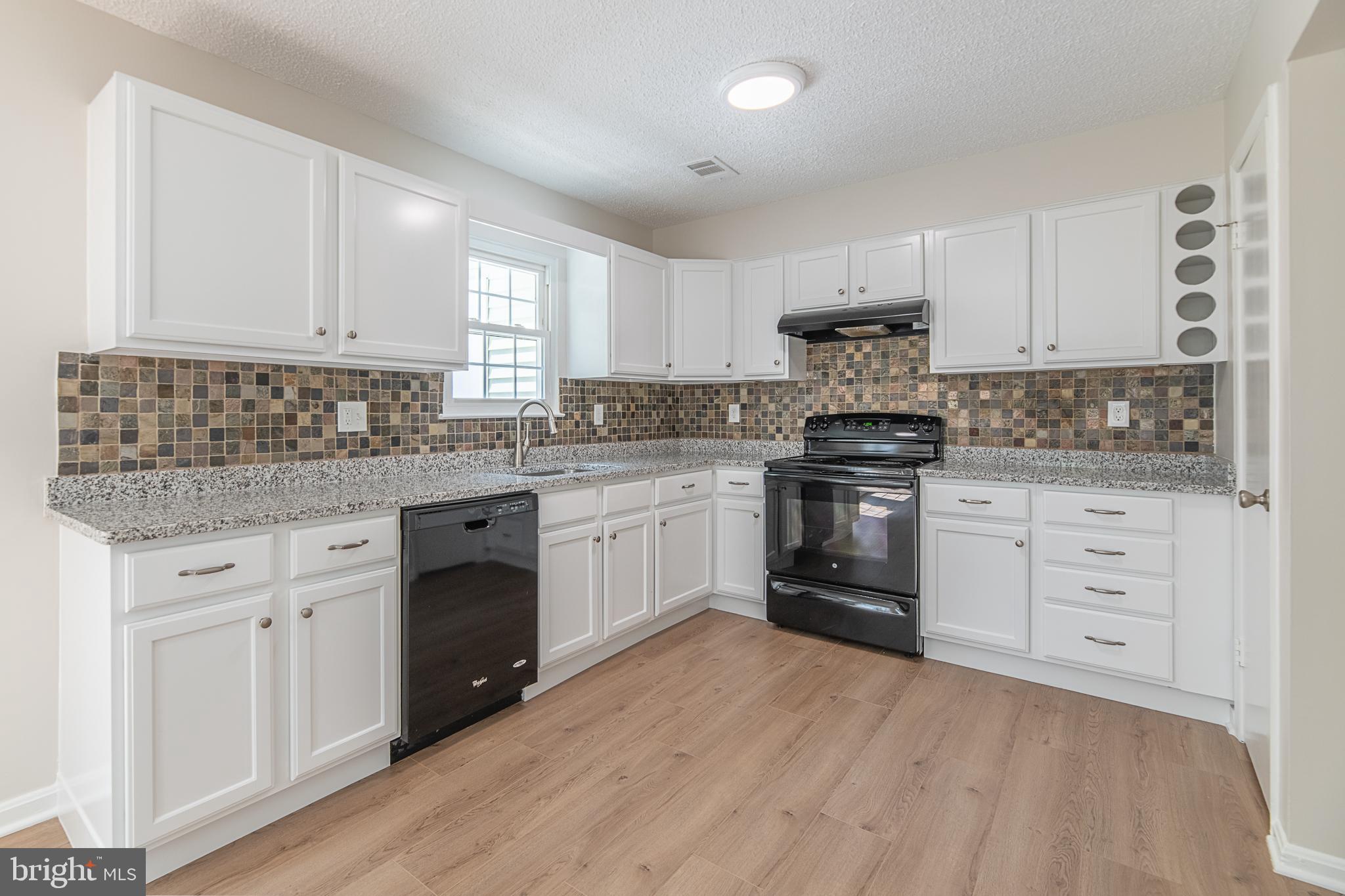 8595 Pellam Court Marshall, VA 20115 - Photo 22 of 51