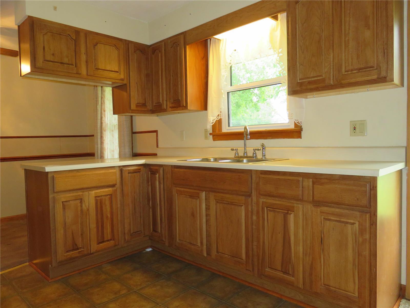 25 Richard Street Waterloo, IL 62298 - Photo 17 of 38