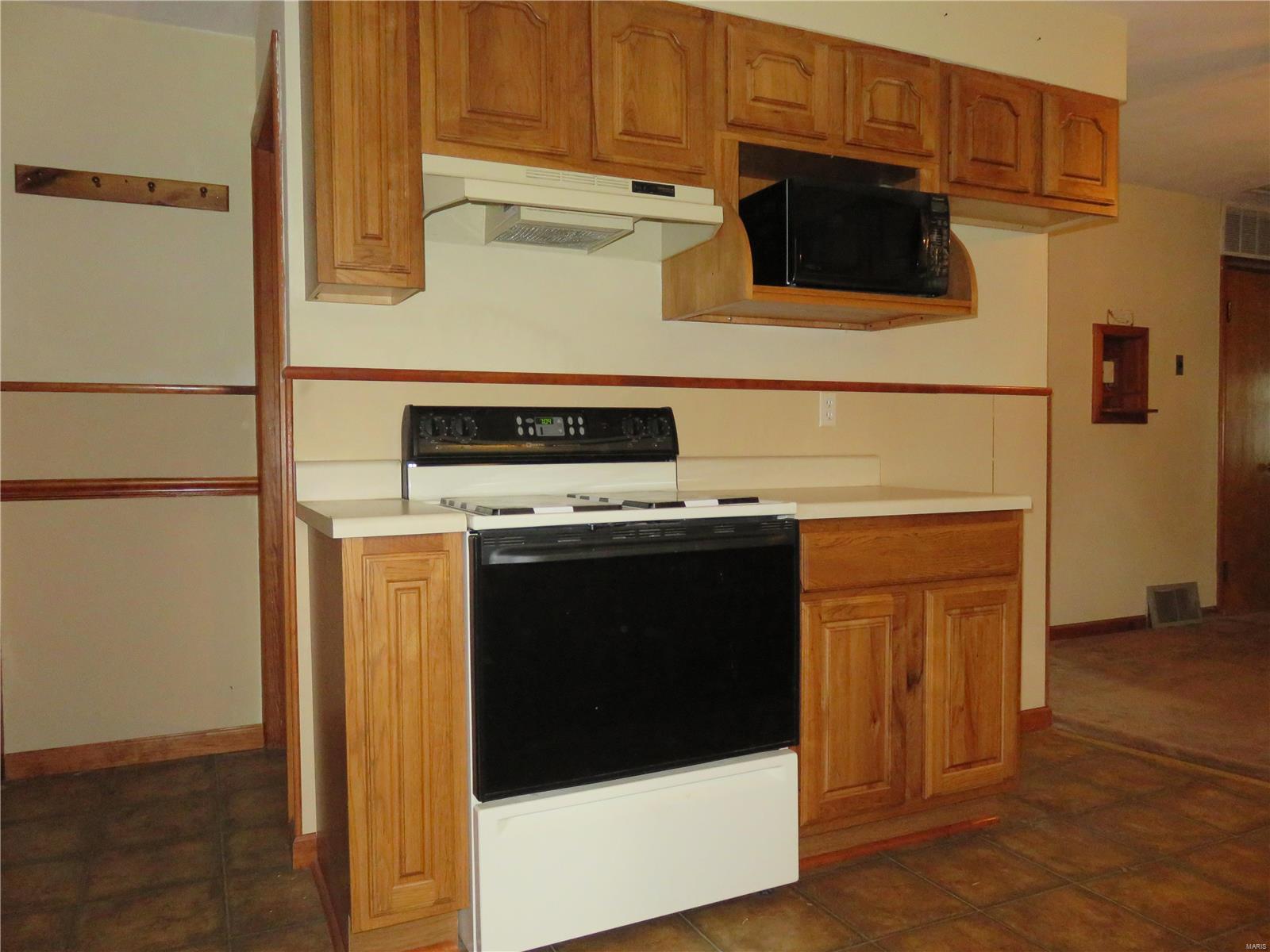 25 Richard Street Waterloo, IL 62298 - Photo 32 of 38
