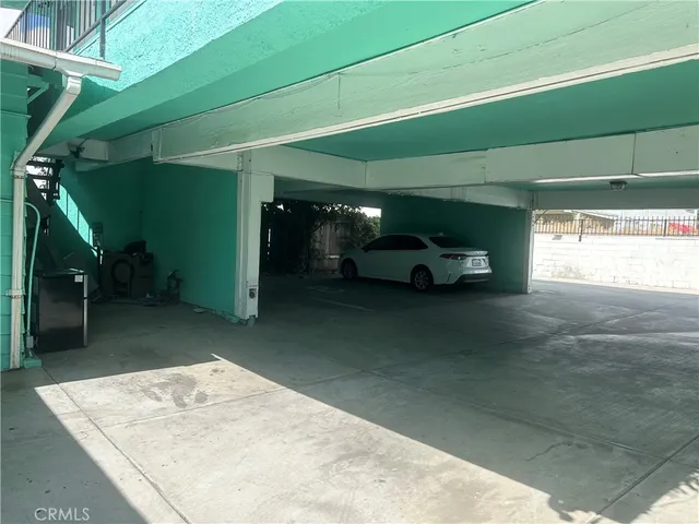 $2,499,999 | 4727 Oakwood Avenue, Los Angeles, CA 90004