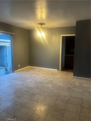 en empty room with windows