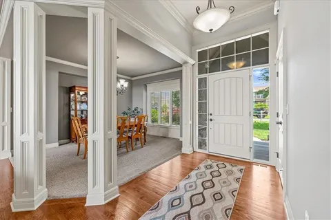 $950,000 | 11775 Northwest 81 Street, Parkville, MO 64152