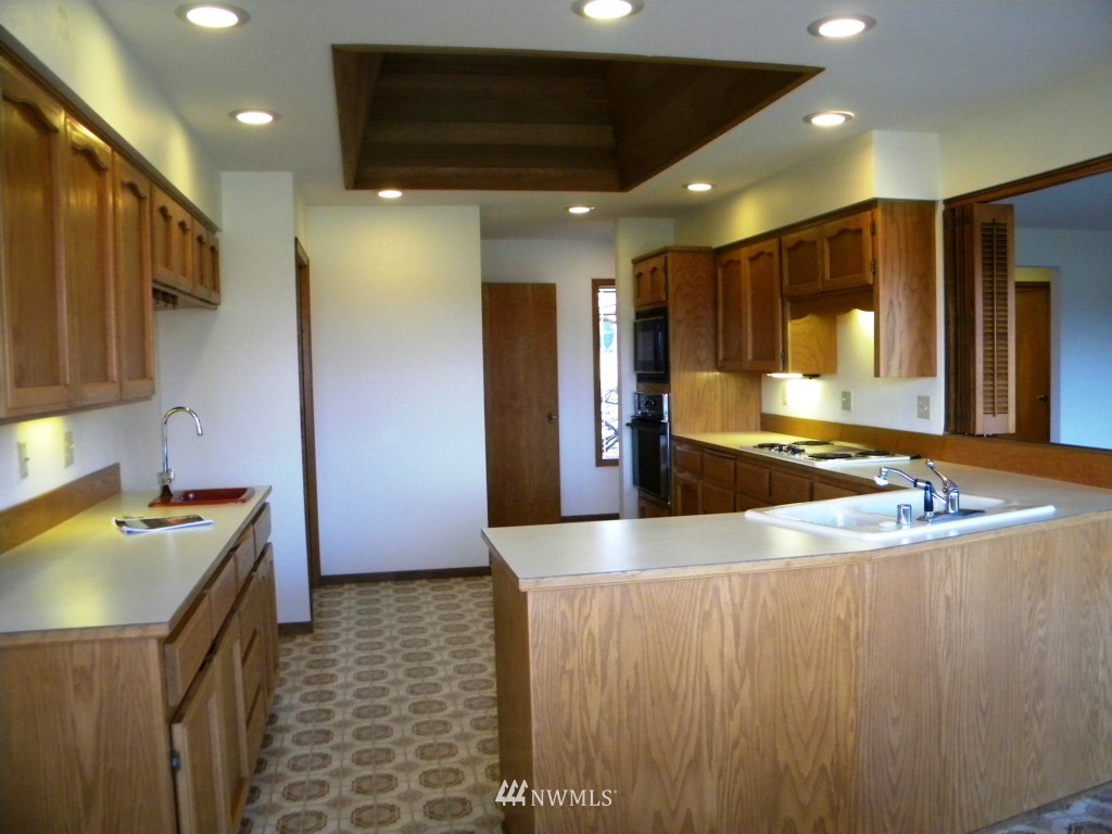 7060 Dahlberg Road Ferndale, WA 98248 - Photo 10 of 25
