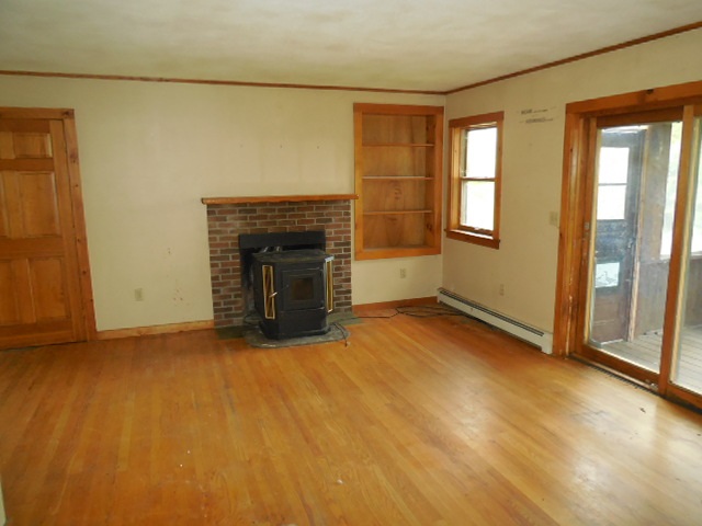 148 Walton Road Morristown, VT 05661 - Photo 3 of 10