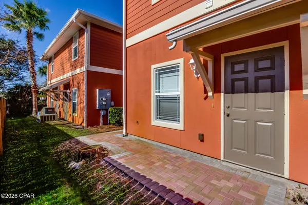 $1,995 | 100 Downing Street, Unit 2, Panama City Beach, FL 32413