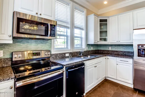 $1,995 | 100 Downing Street, Unit 2, Panama City Beach, FL 32413