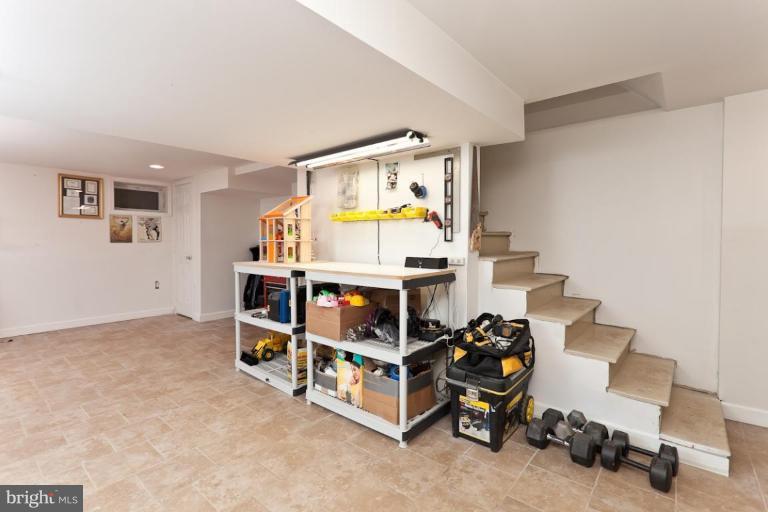 409 Rolling Rd. Catonsville, MD 21228 - Photo 21 of 29 Finished Lower Level 2