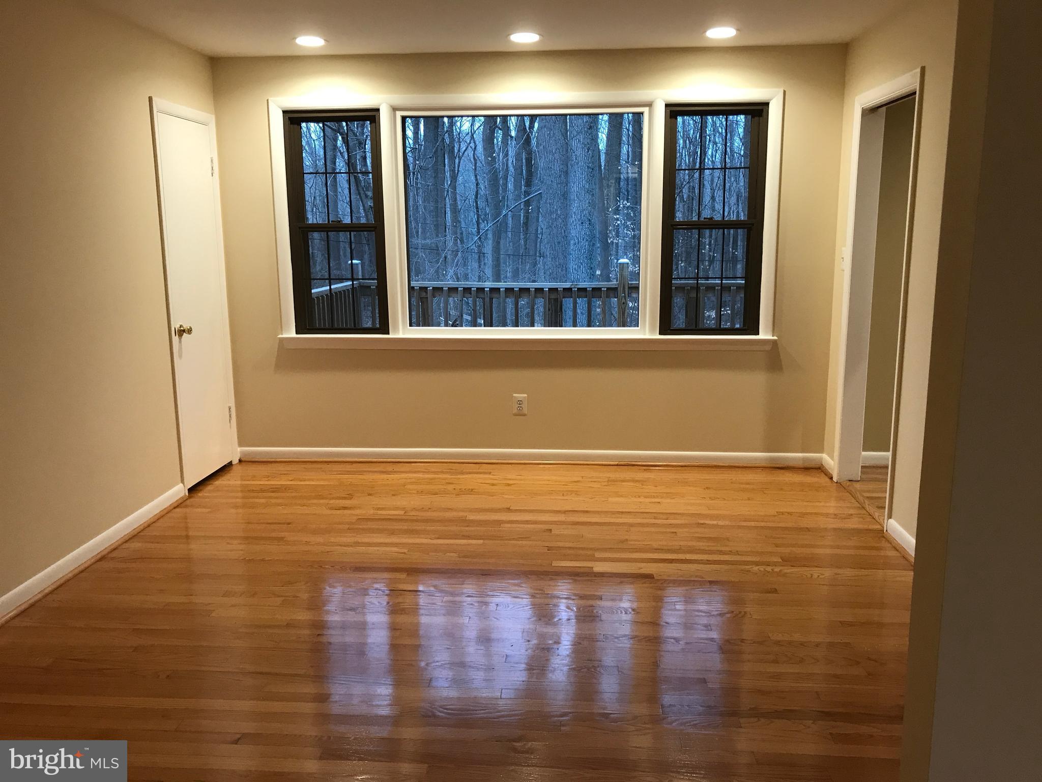 6448 Lochridge Road Columbia, MD 21044 - Photo 4 of 30 Dining Room
