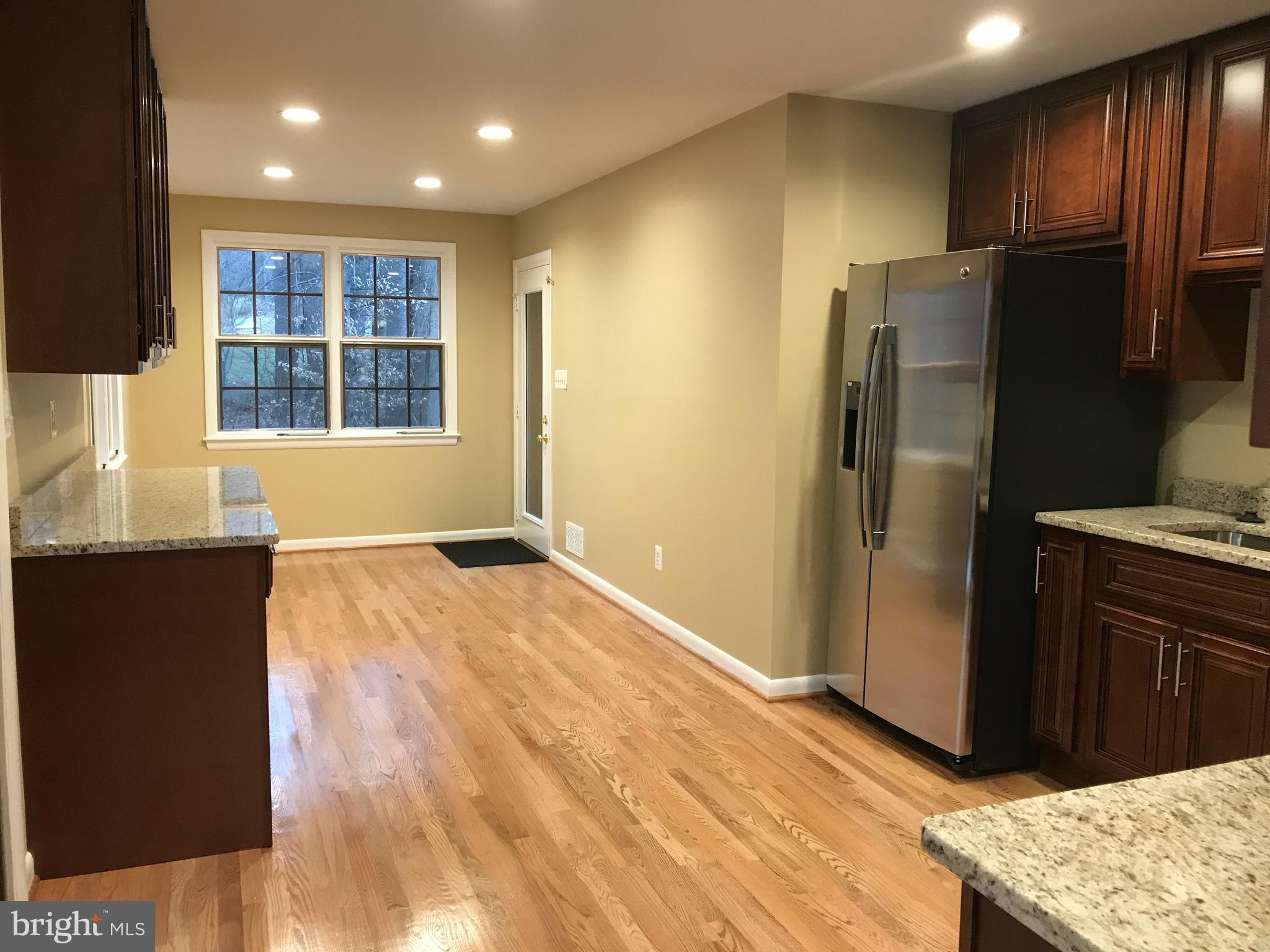 6448 Lochridge Road Columbia, MD 21044 - Photo 6 of 30 Kitchen