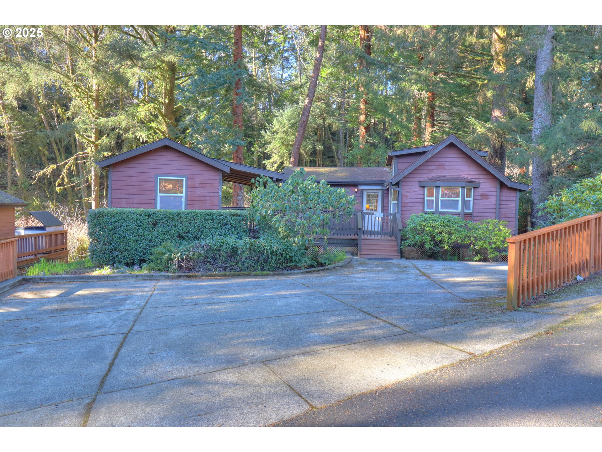 19921 Whaleshead Road, Unit B12 Brookings, OR 97415 - Photo 1 of 36 Gallery Image 1