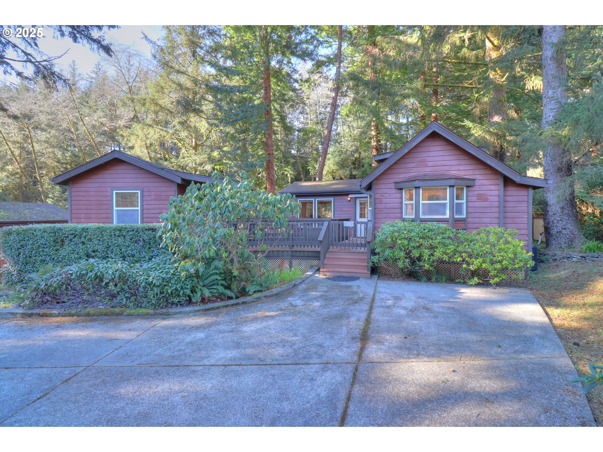19921 Whaleshead Road, Unit B12 Brookings, OR 97415 - Photo 2 of 36 Gallery Image 2
