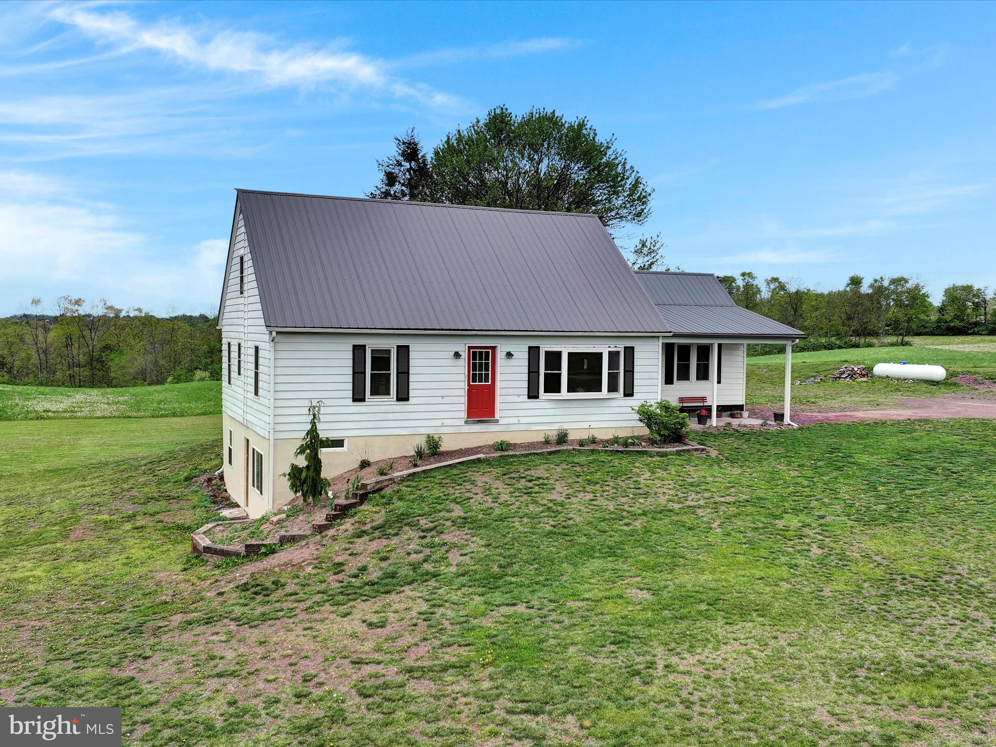 805 South Crossroads Road Lykens, PA 17048 - Photo 3 of 48 Front Aerial