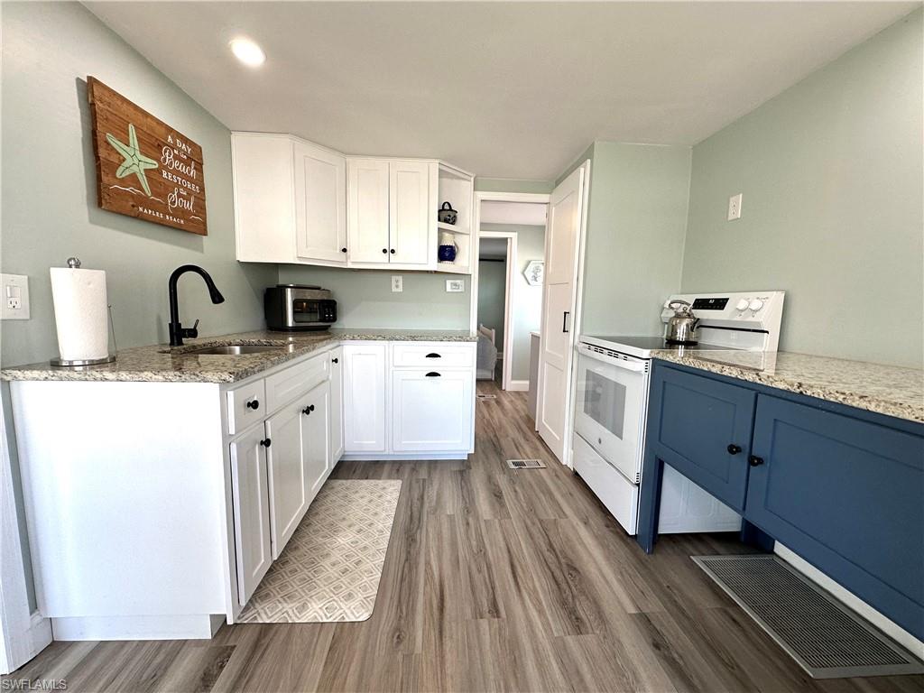 20540 Basin Drive Estero, FL 33928 - Photo 10 of 23