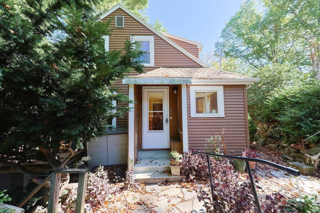 89 Dudley Road Wayland, MA 01778 - Photo 6 of 37 Gallery Image 6