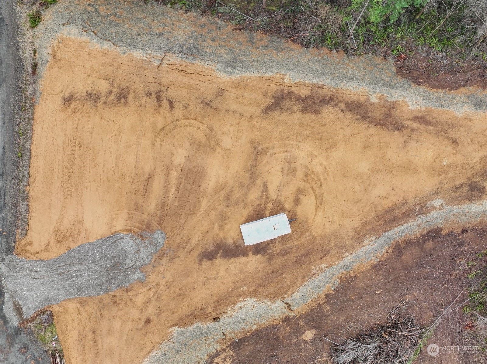 255 Arrowhead Drive Elma, WA 98541 - Photo 14 of 20 a view of a bathroom shower and a sink