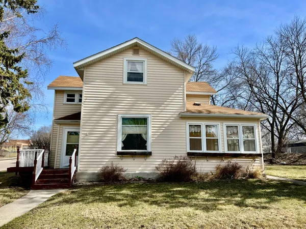 $135,000 | 24 4th Street Northwest, Ortonville, MN 56278