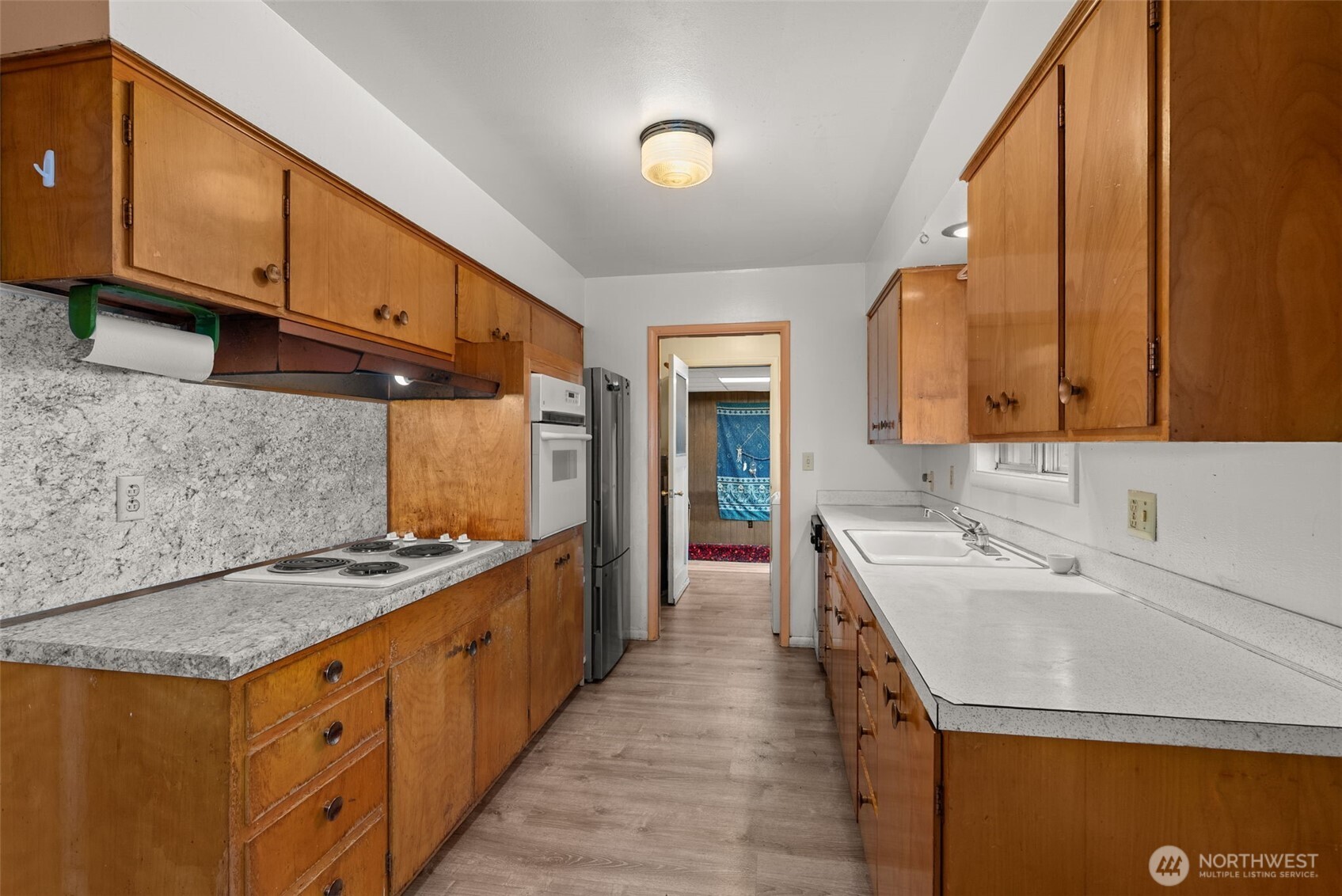 404 11th Street Raymond, WA 98577 - Photo 9 of 21