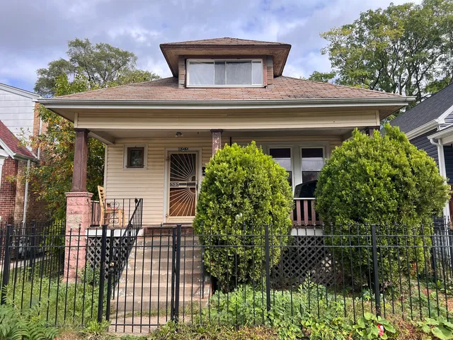 $142,500 | 11949 South Lafayette Avenue, Chicago, IL 60628