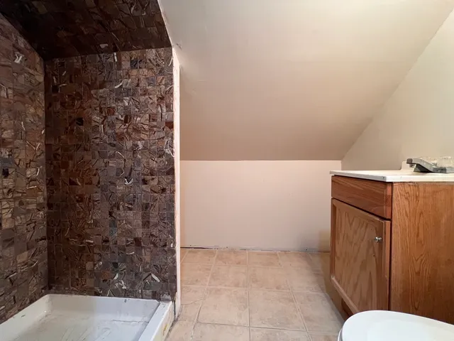 $142,500 | 11949 South Lafayette Avenue, Chicago, IL 60628